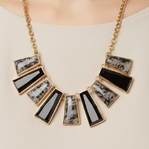 ⚜️3 for $30⚜️ Vintage Statement Bib Necklace Black Leopard Print Marbled Acrylic